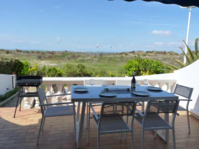 Sol-y-Days Flamant, Superbe appartement en rez de jardin avec grande terrasse et jardinet, face a la mer